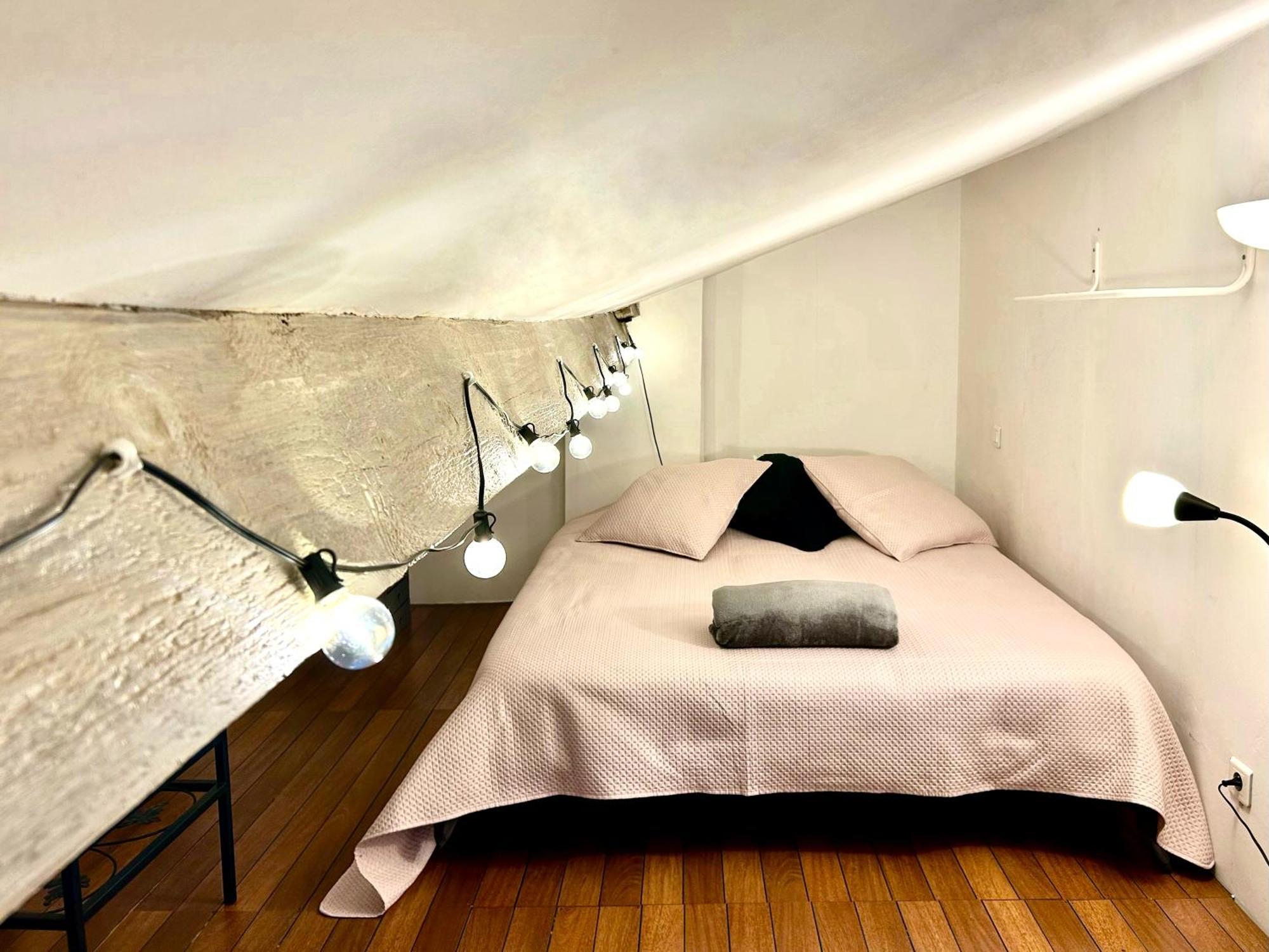 Lovely & Cozy Duplex Heart Of Nice With Bathtub! Eksteriør billede